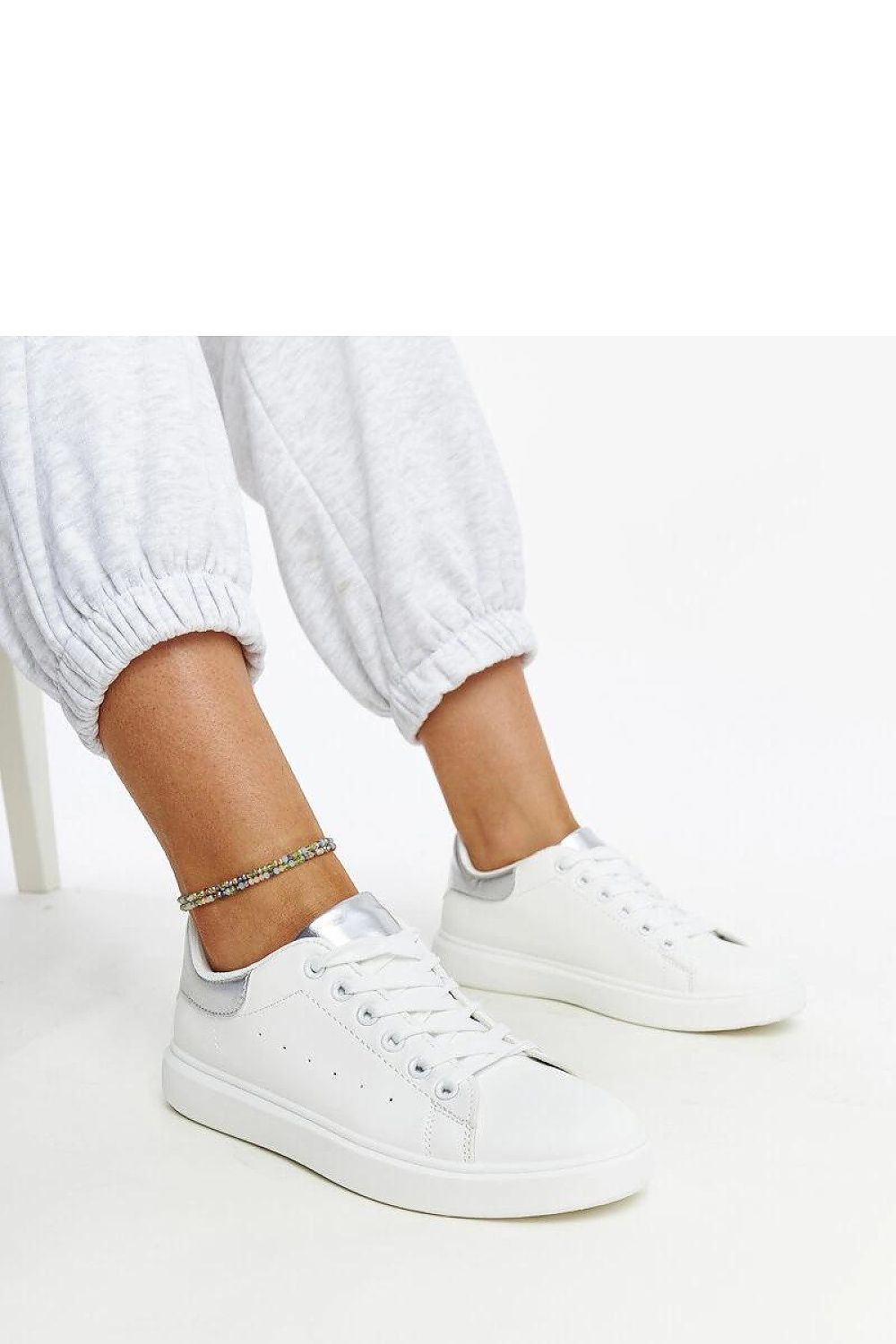  Baskets model 207472 Solea 