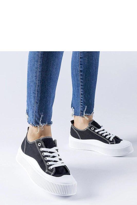  Baskets model 207617 Solea 