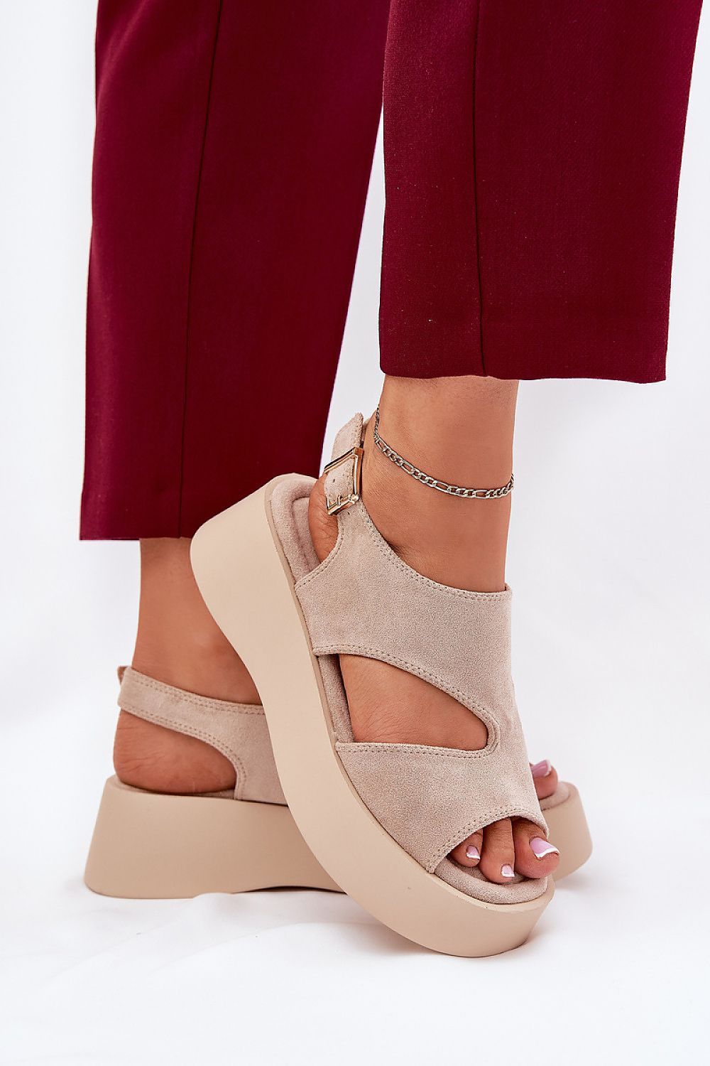  Cothurnes model 209903 Step in style 