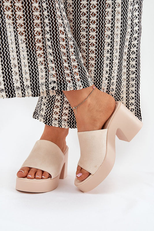  Clacquettes model 209939 Step in style 