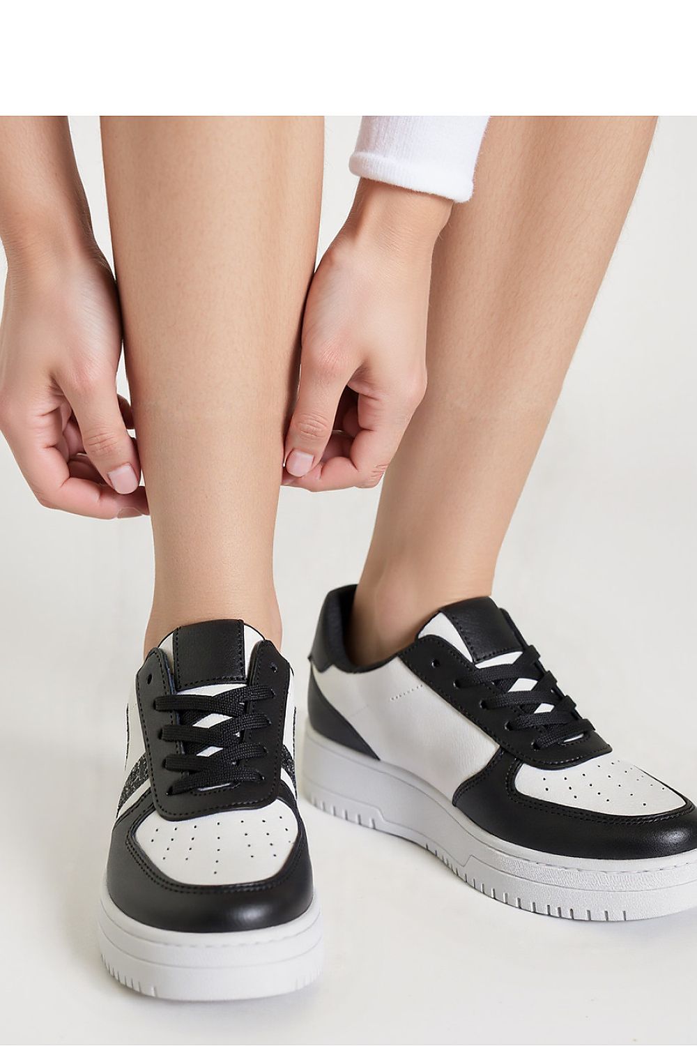  Chaussures de sport model 210186 Inello 