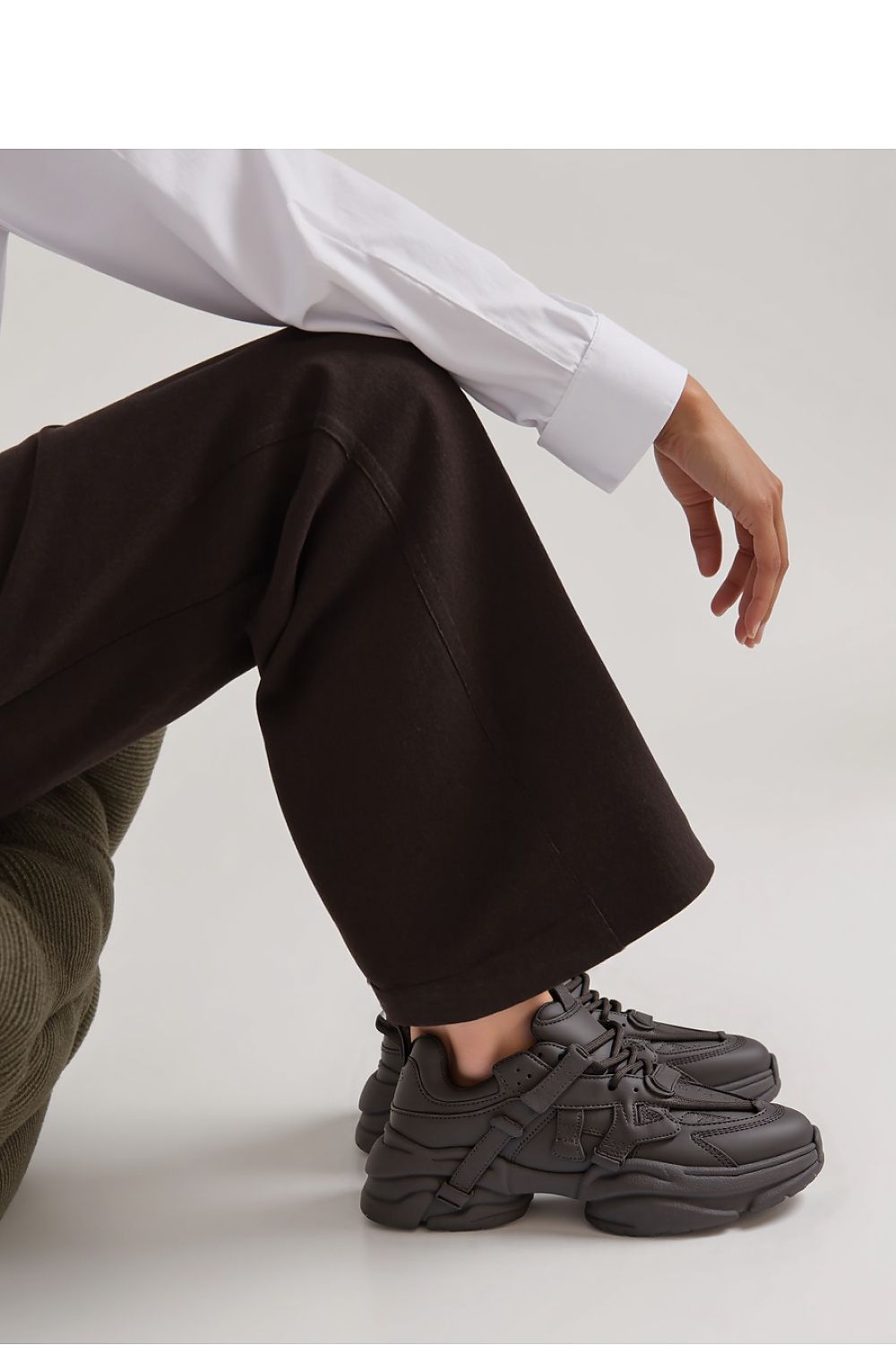  Chaussures de sport model 210225 Inello 