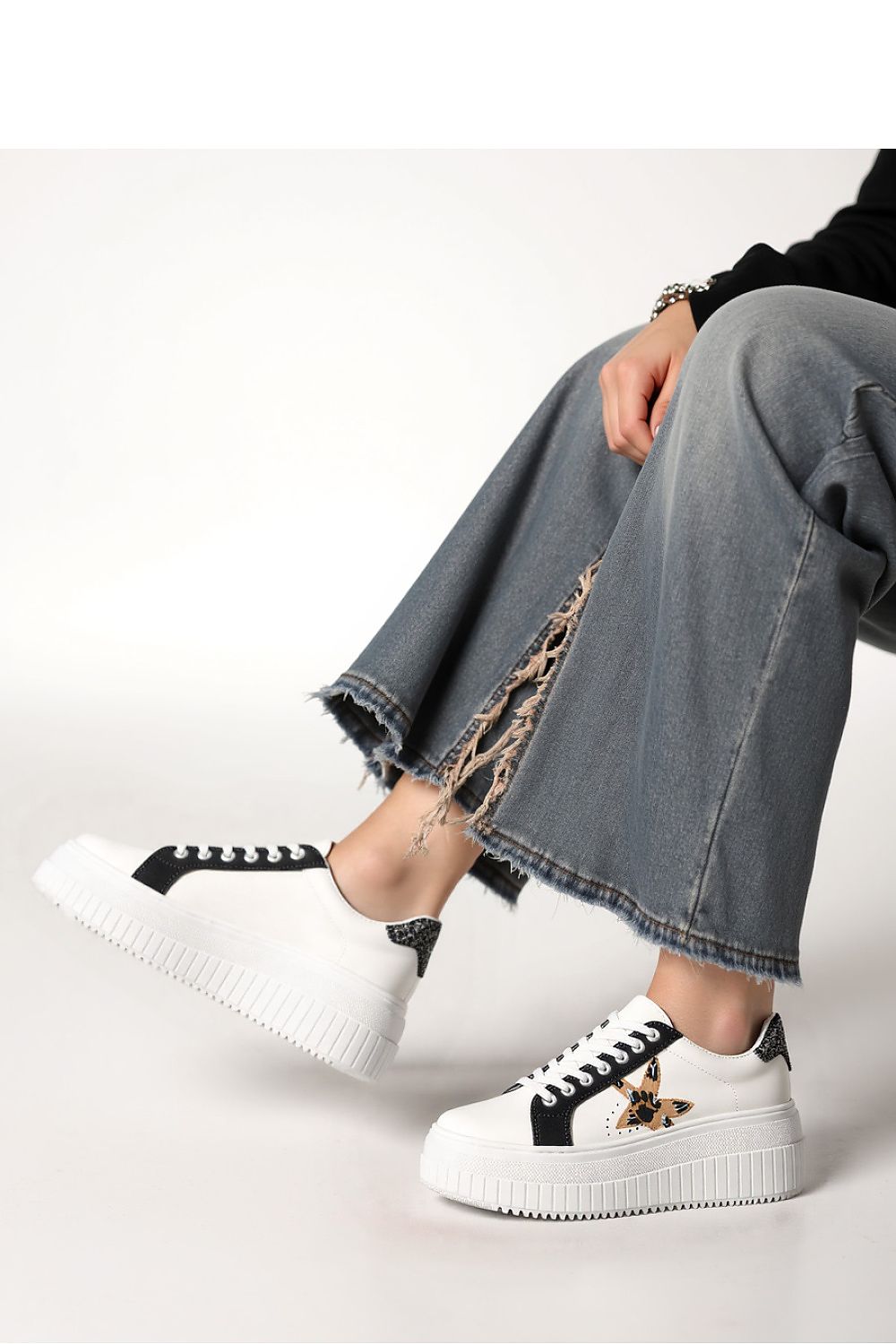  Chaussures de sport model 210231 Inello 