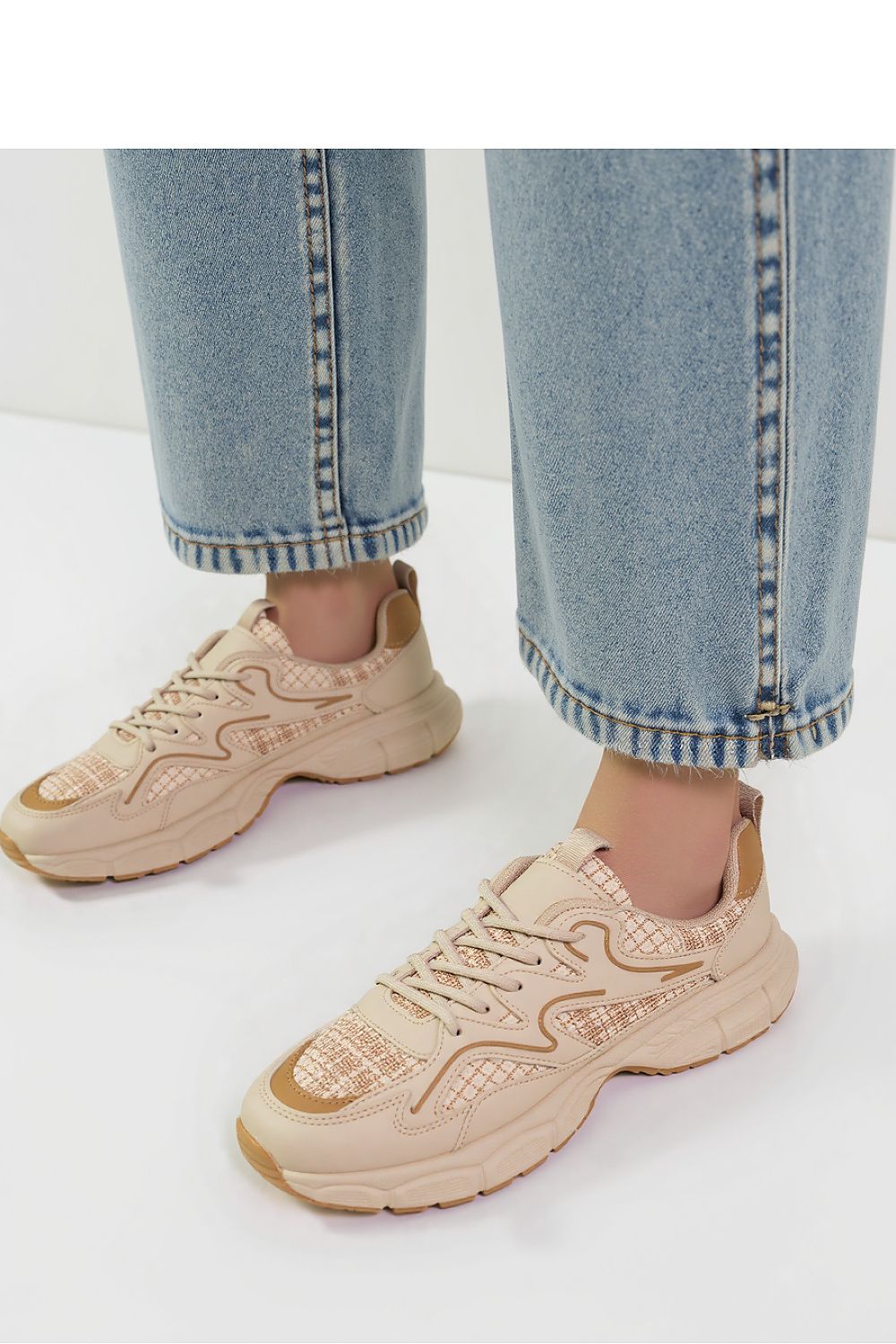  Chaussures de sport model 210245 Inello 