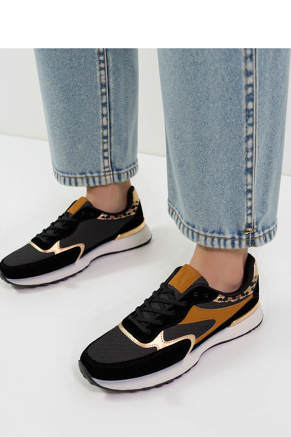  Chaussures de sport model 210276 Inello 