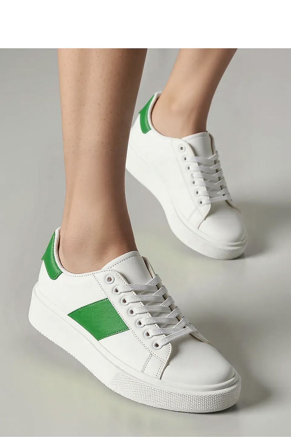  Chaussures de sport model 210396 Inello 