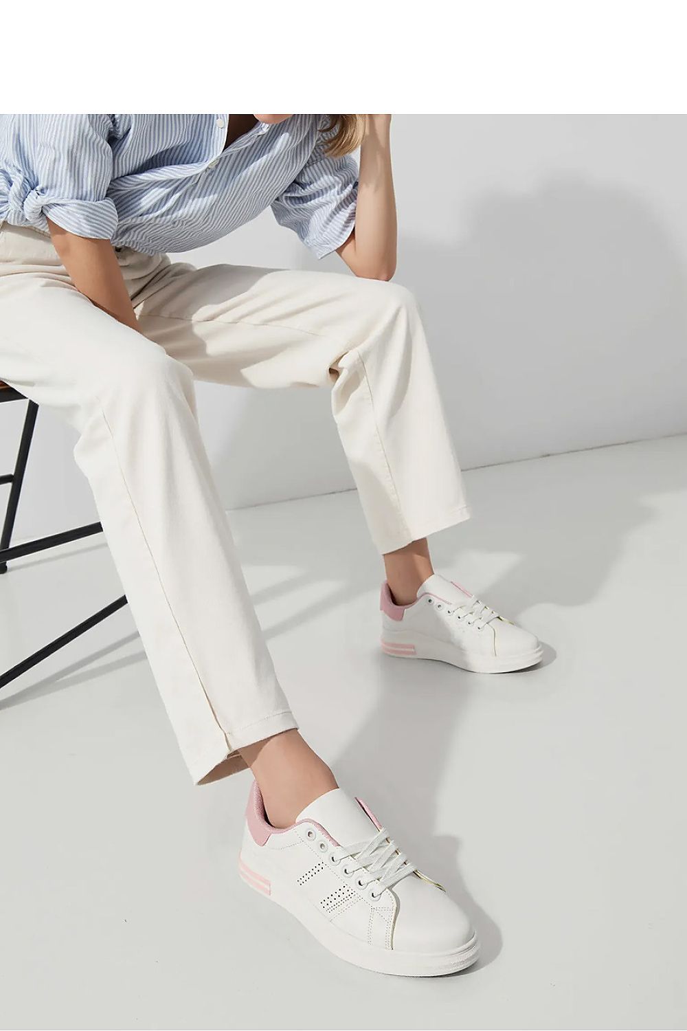  Chaussures de sport model 210525 Inello 