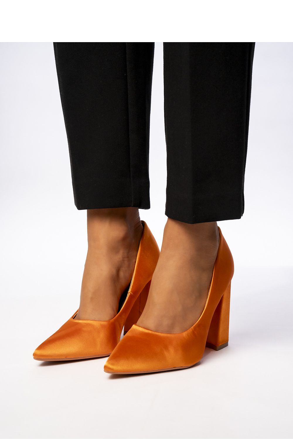  Escarpins talon large model 210530 Inello 