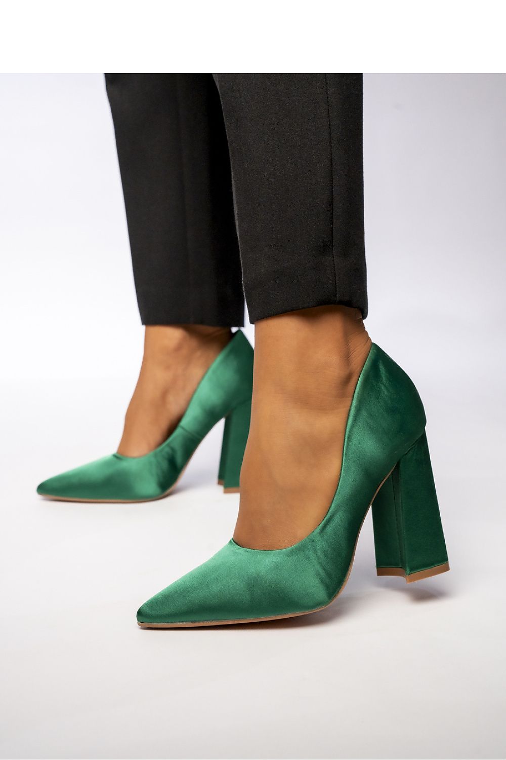  Escarpins talon large model 210531 Inello 