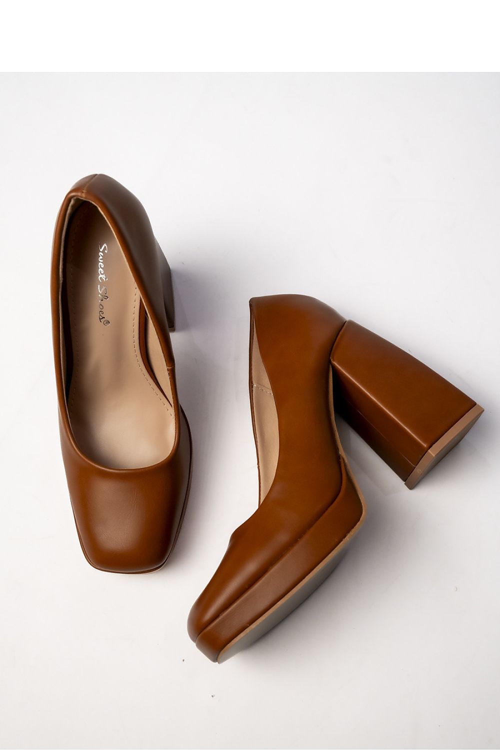  Escarpins talon large model 210549 Inello 