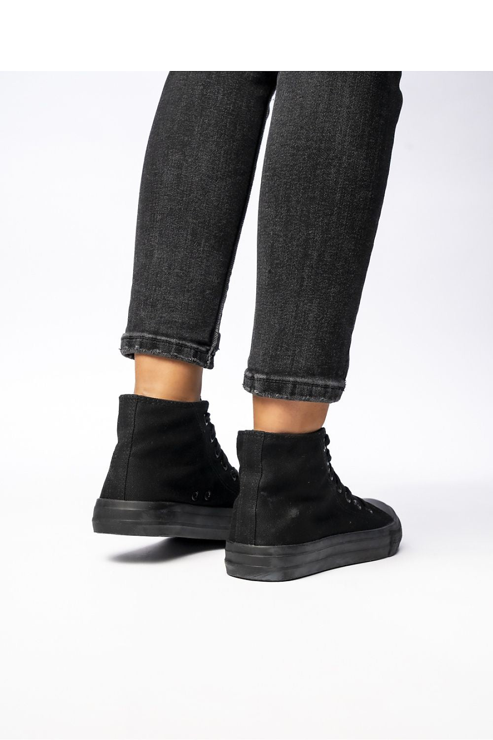  Baskets model 210567 Inello 