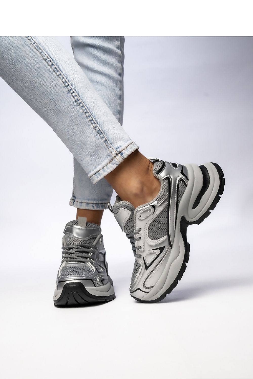  Chaussures de sport model 210571 Inello 