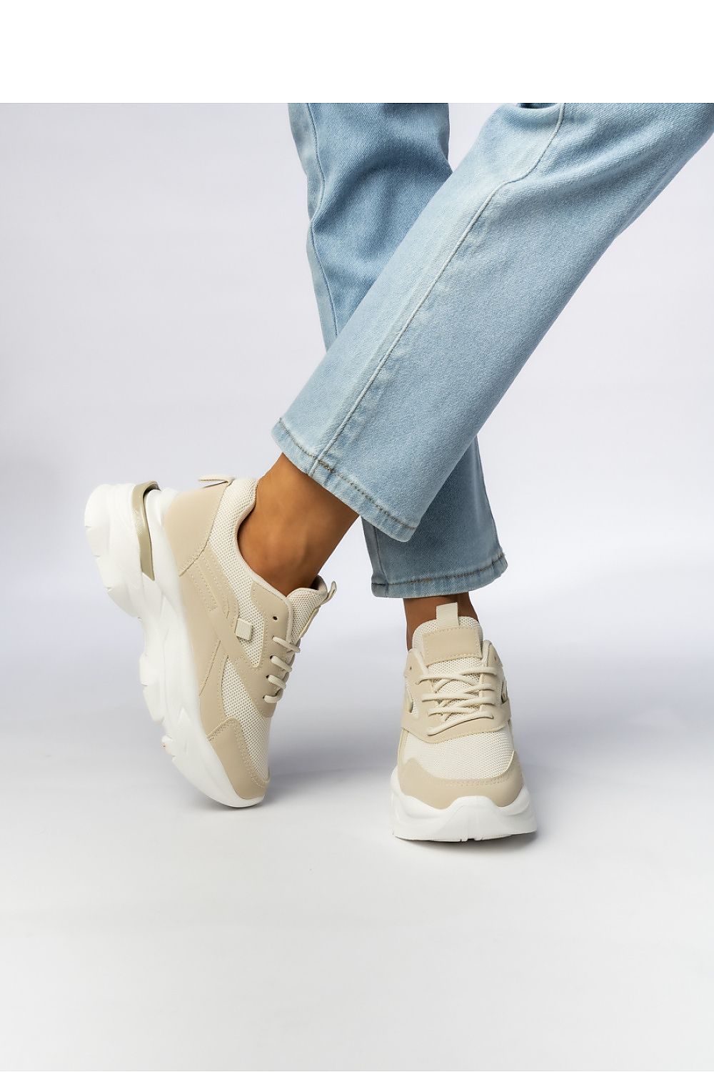  Chaussures de sport model 210591 Inello 