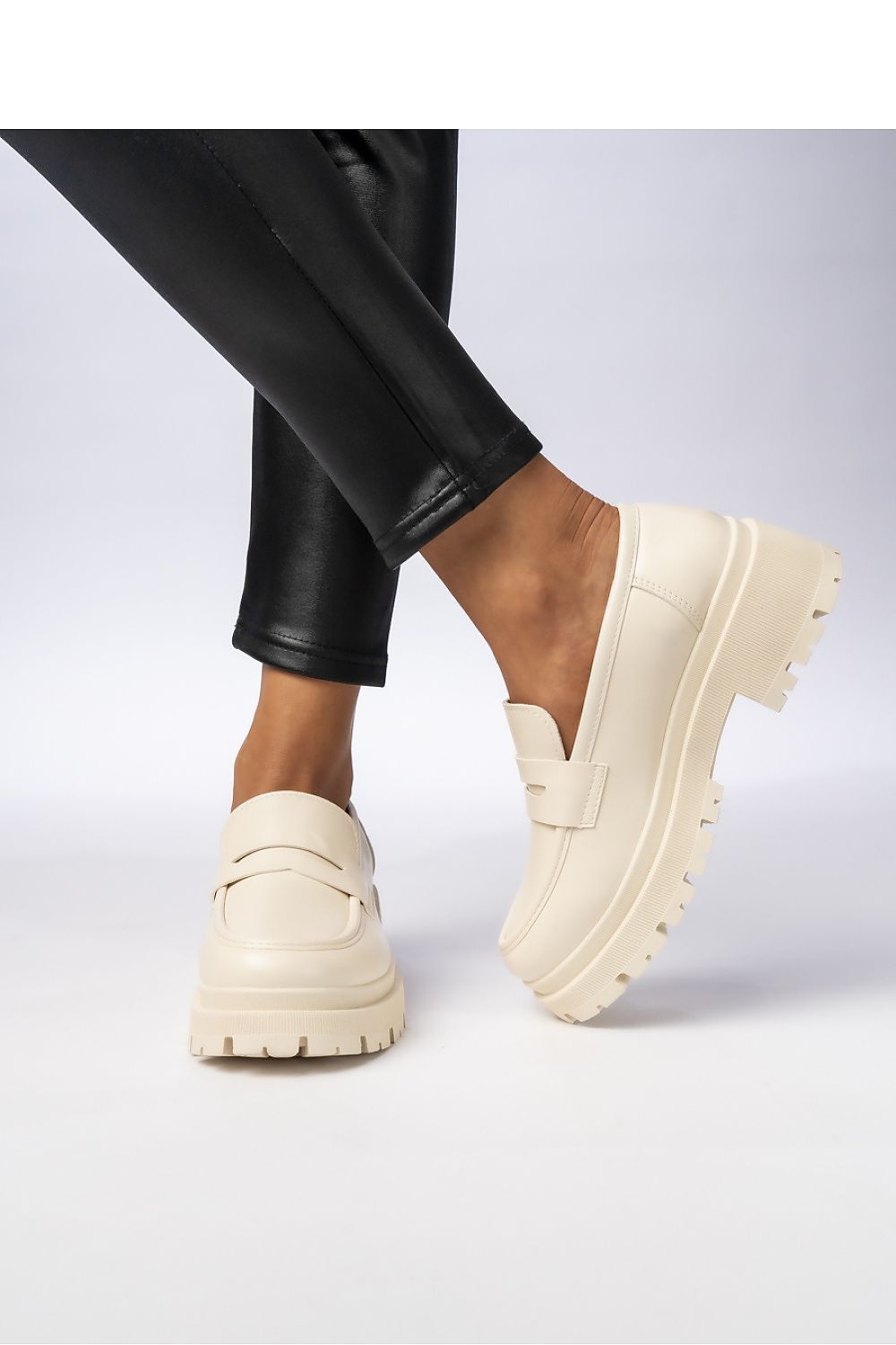  Moccasins model 210611 Inello 