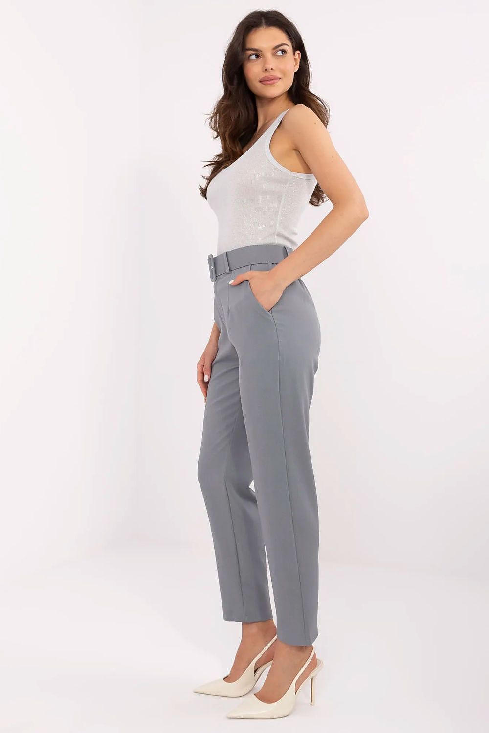  Pantalon femme model 211173 NM 
