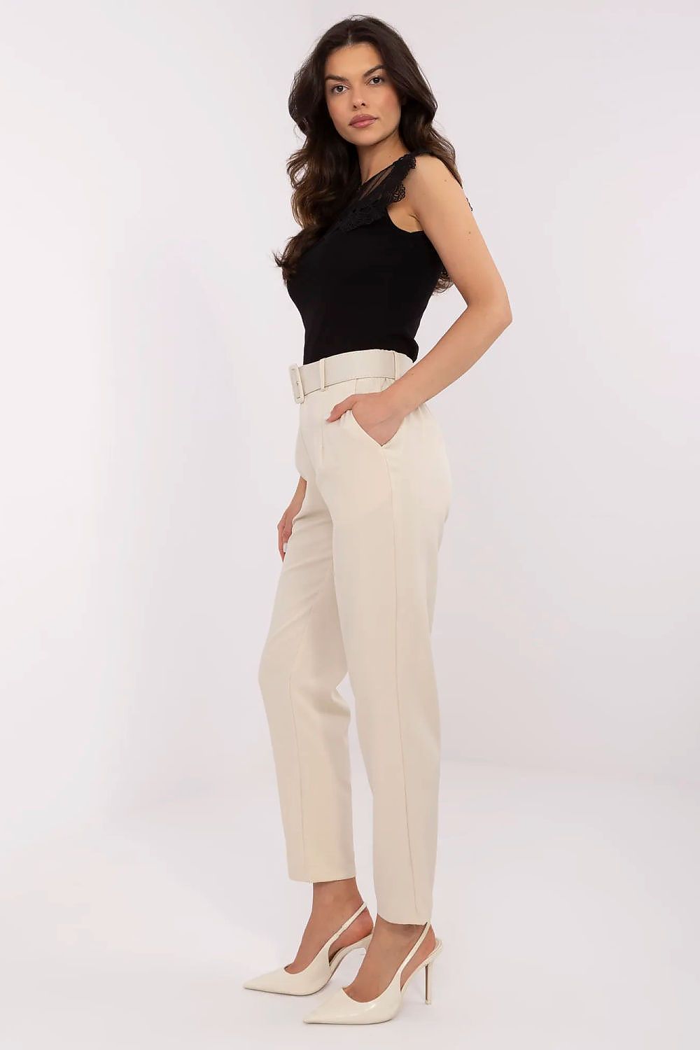  Pantalon femme model 211175 NM 