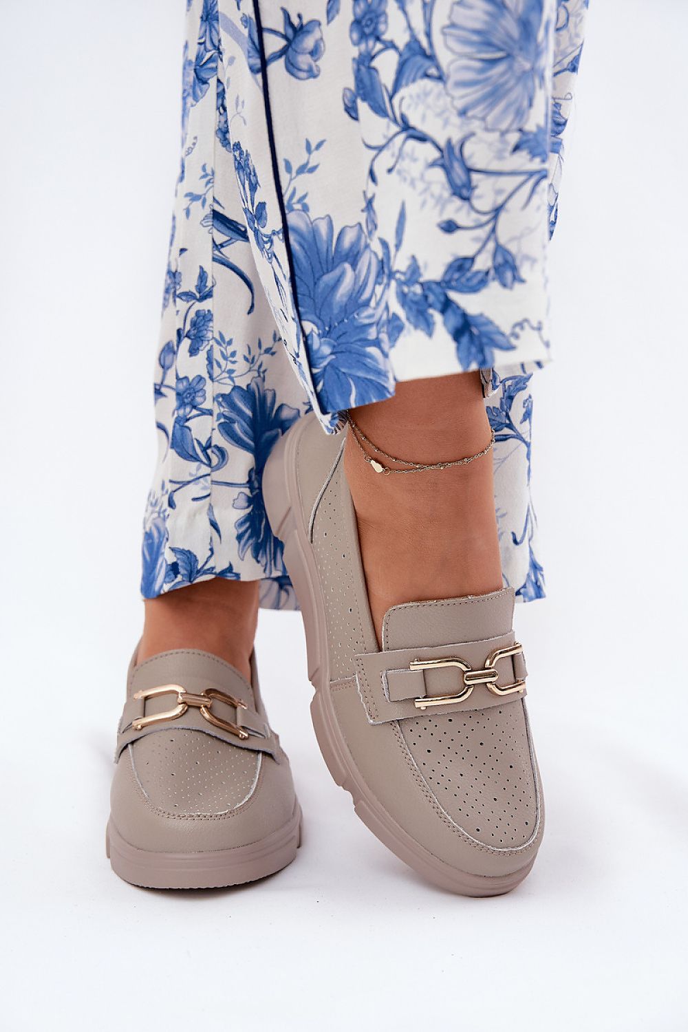  Moccasins model 211608 Step in style 