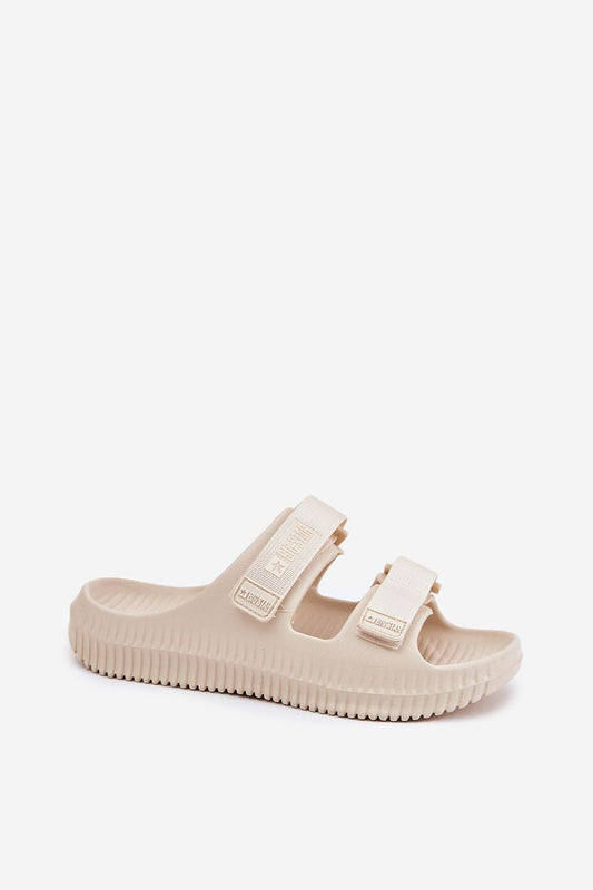  Clacquettes model 212710 Step in style 