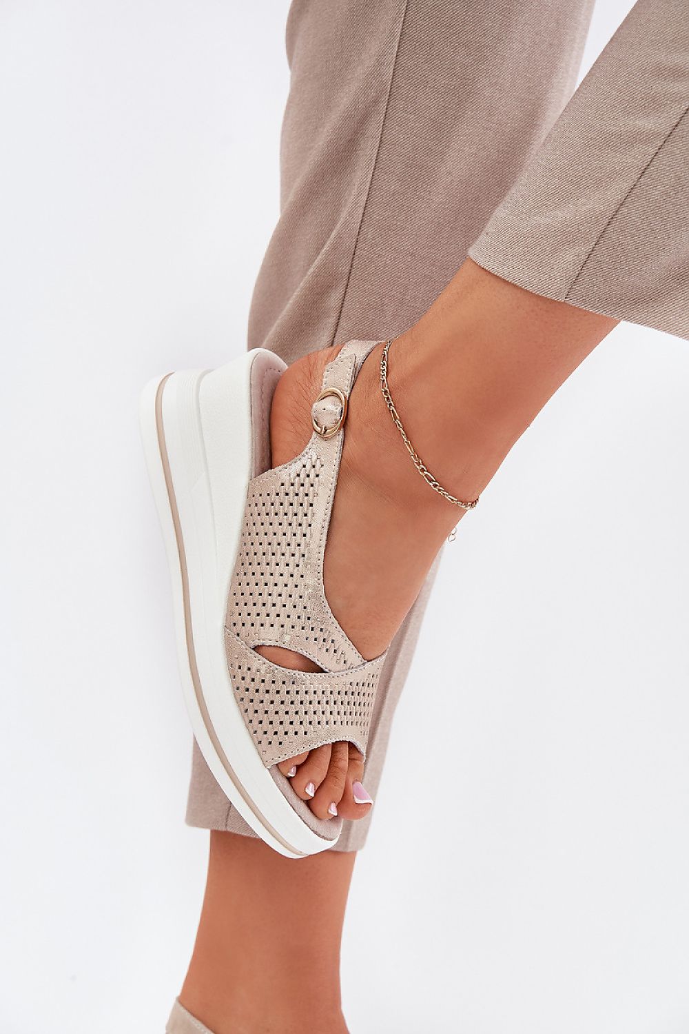  Cothurnes model 213456 Step in style 