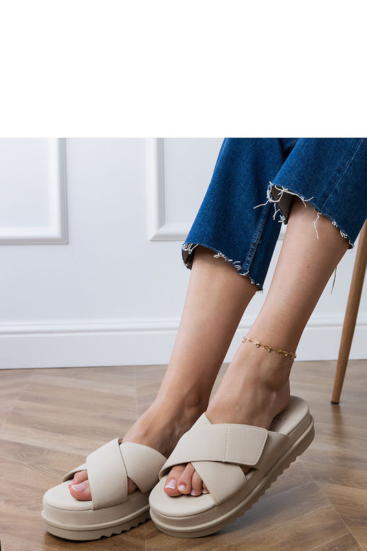  Clacquettes model 213722 PRIMO 
