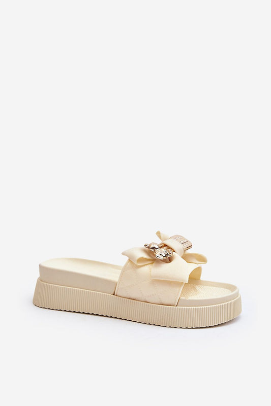  Clacquettes model 214366 Step in style 