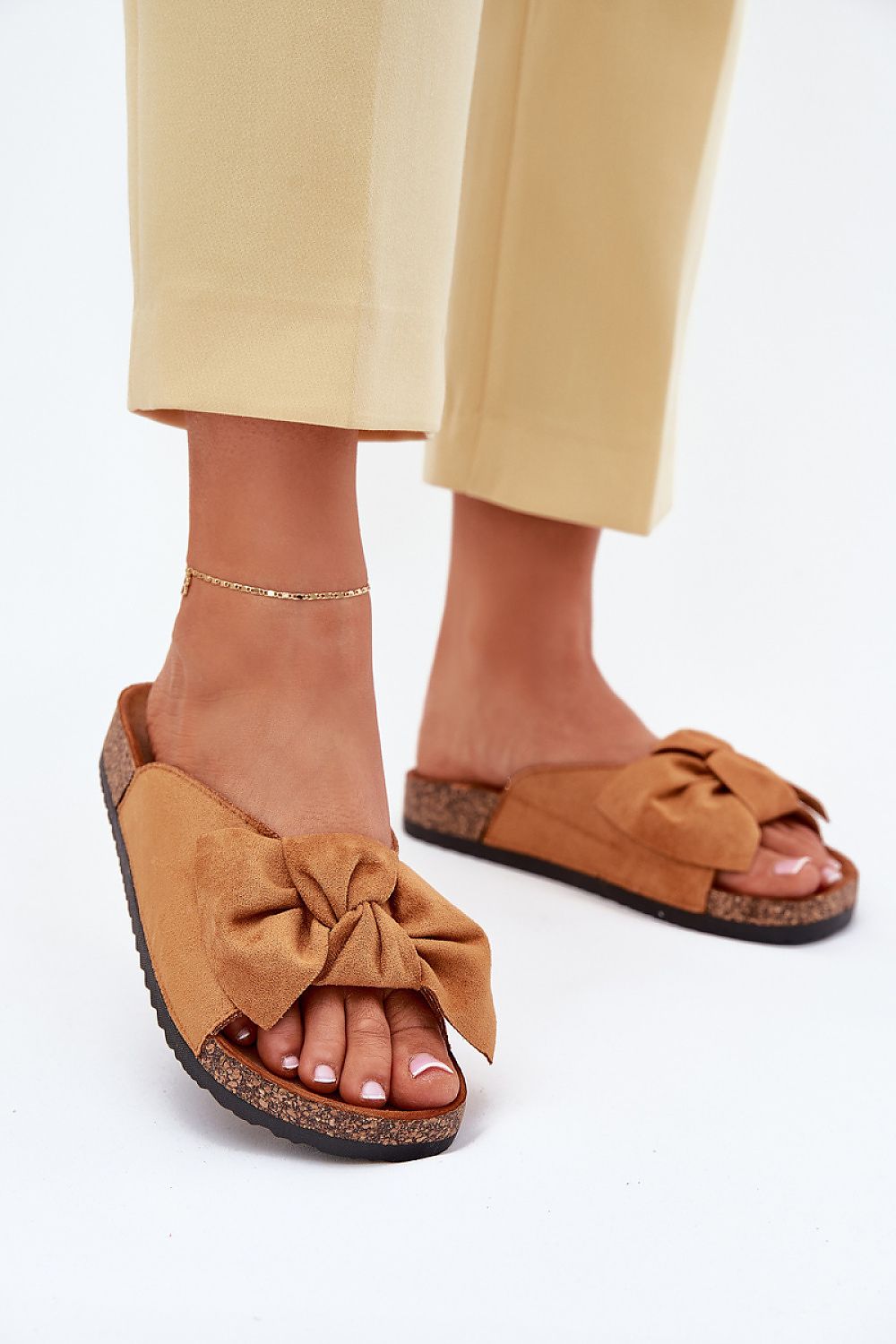  Clacquettes model 214494 Step in style 