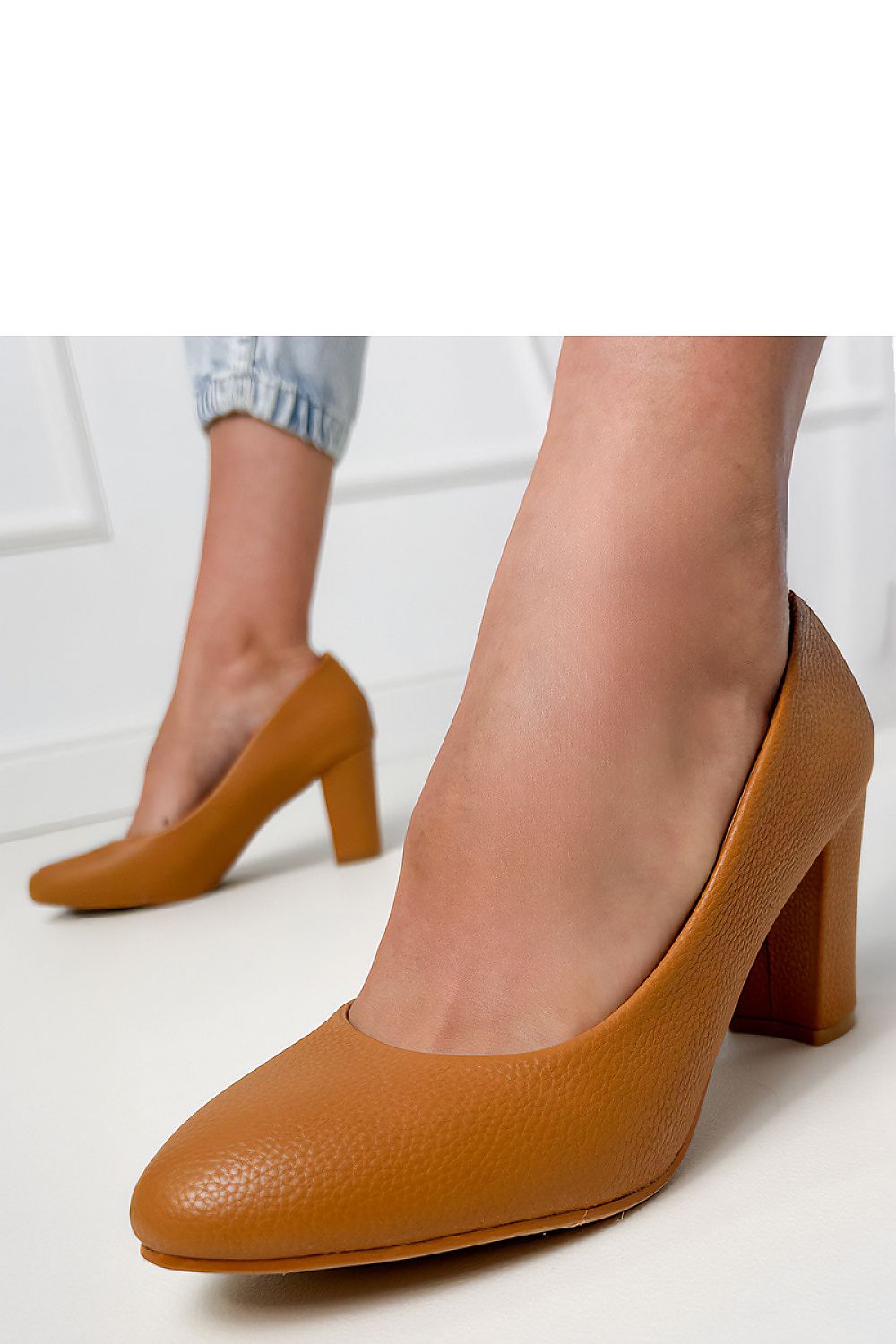  Escarpins talon large model 214591 PRIMO 