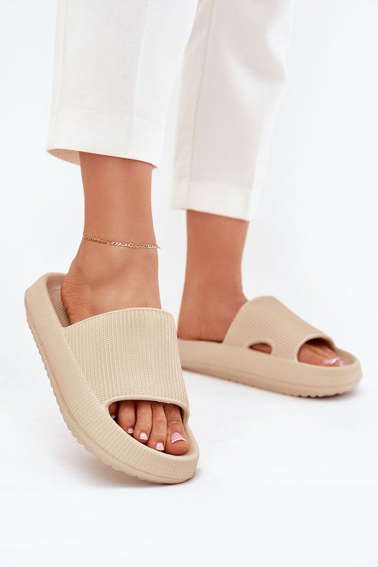  Clacquettes model 215957 Step in style 