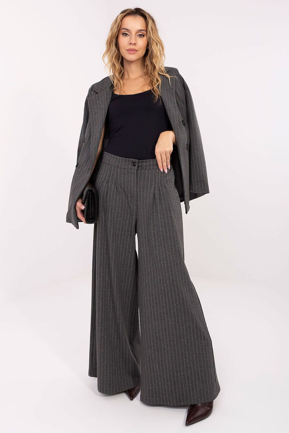  Pantalon femme model 221426 Rue Paris 