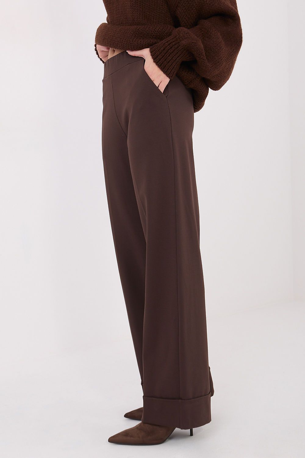  Pantalon femme model 222239 Rue Paris 