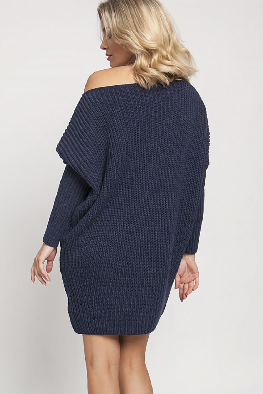 Sweater model 138968 MKM