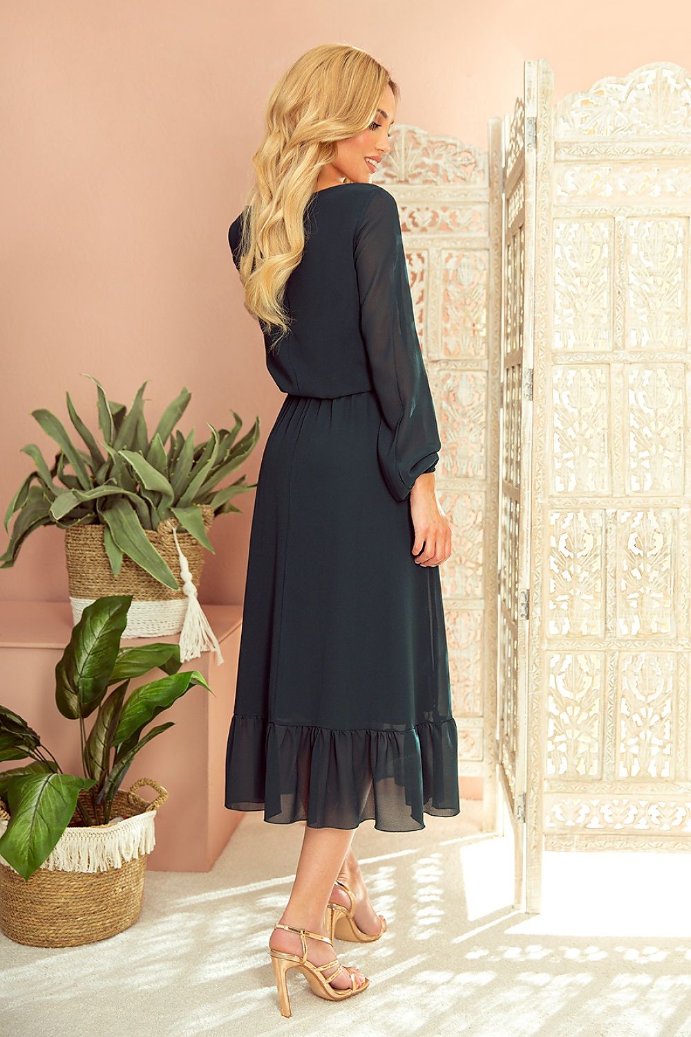 Robe de cocktail model 152302 Numoco