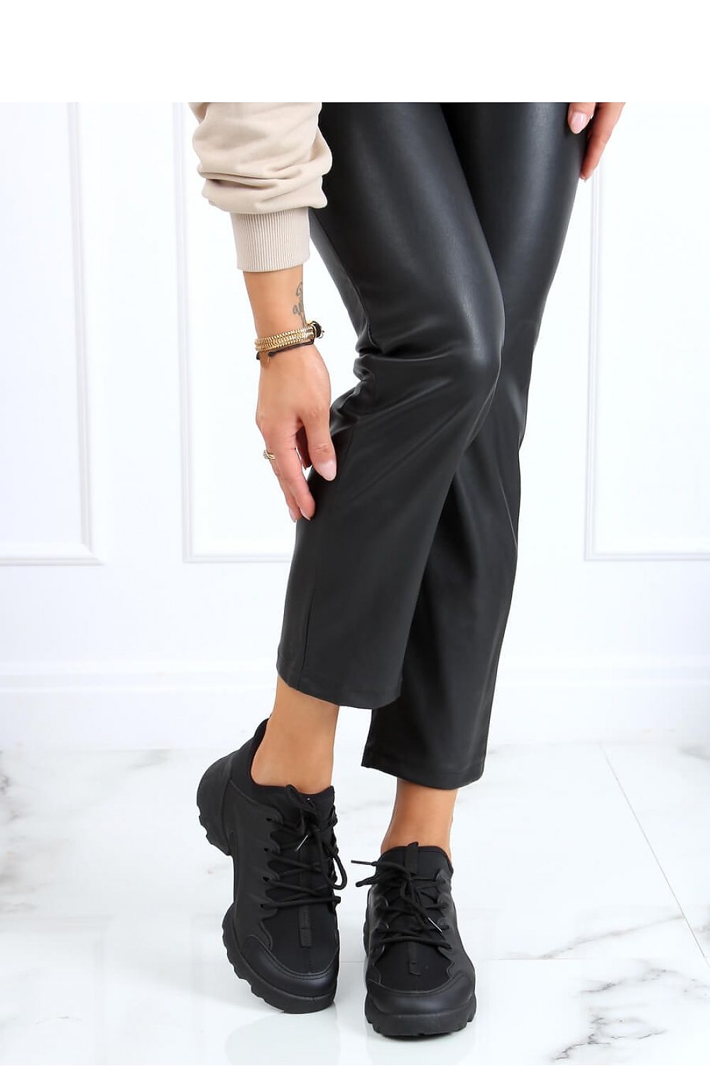  Chaussures de sport model 151548 Inello 