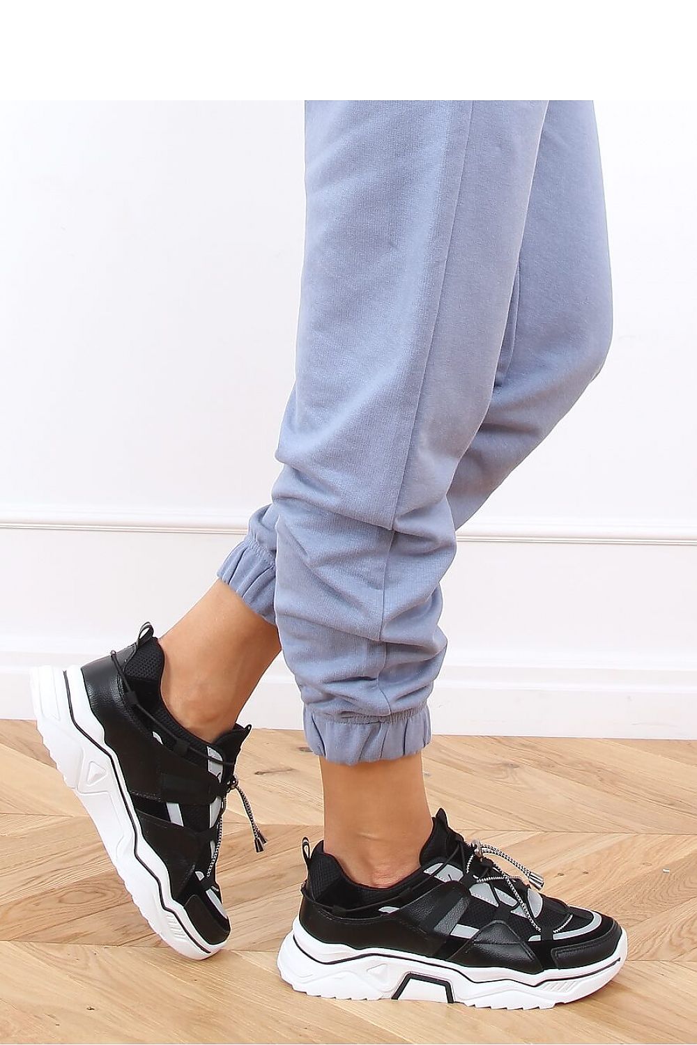 Chaussures de sport model 153135 Inello