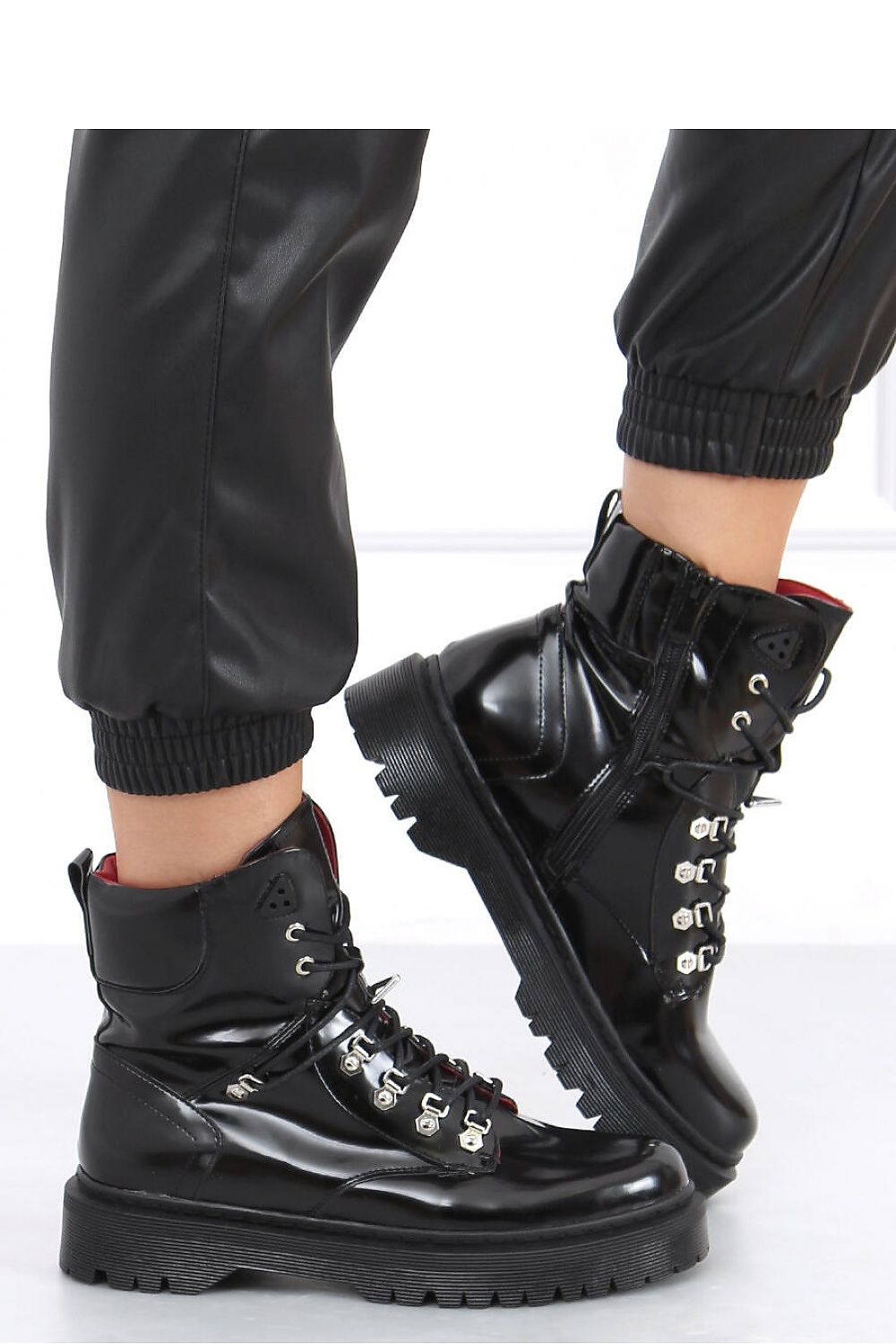 Bottes model 160289 Inello