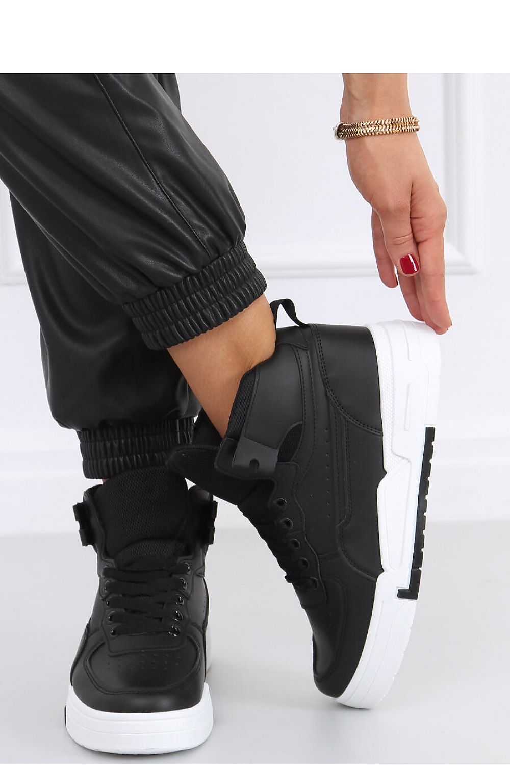 Chaussures de sport model 163310 Inello