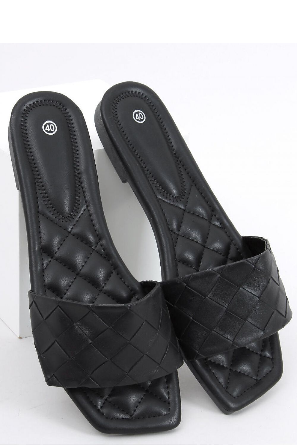 Slides model 164349 Inello