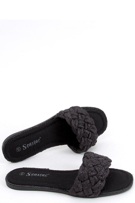 Clacquettes model 165228 Inello