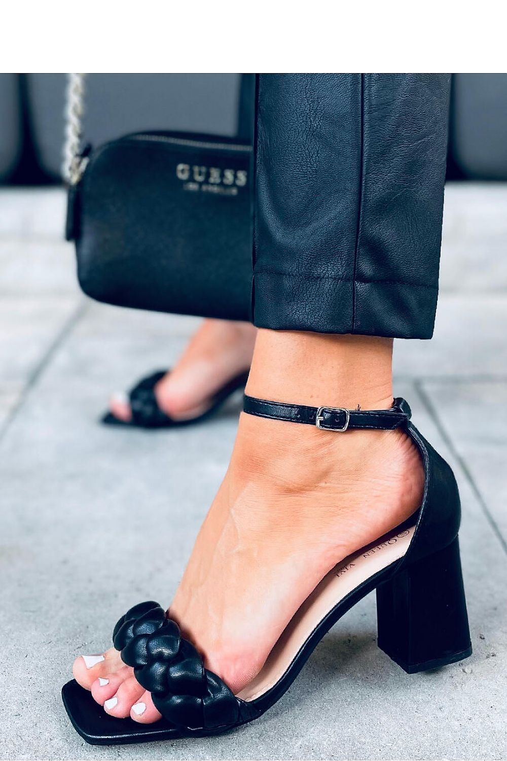 Heeled sandals model 167449 Inello