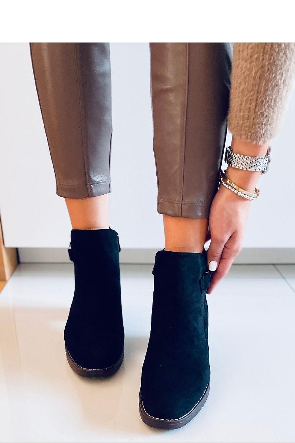 Heeled boots model 170306 Inello