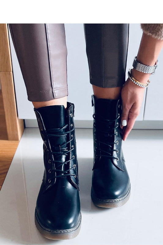 Bottes model 170307 Inello