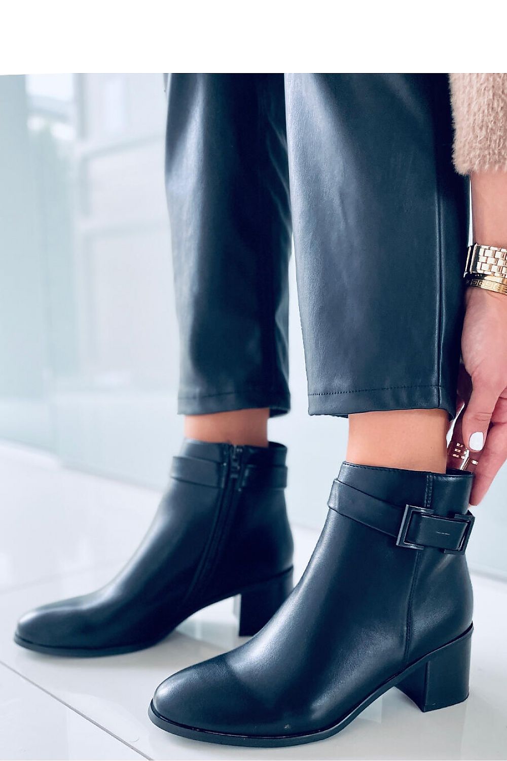 Heeled boots model 170323 Inello