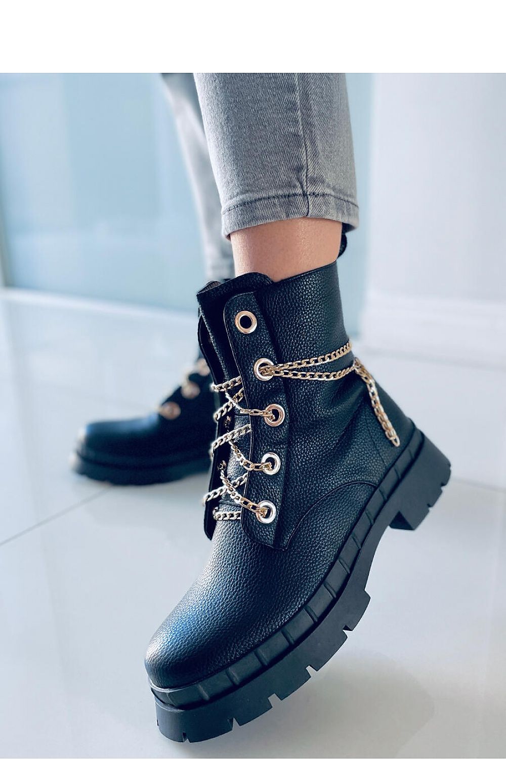 Bottes model 171081 Inello