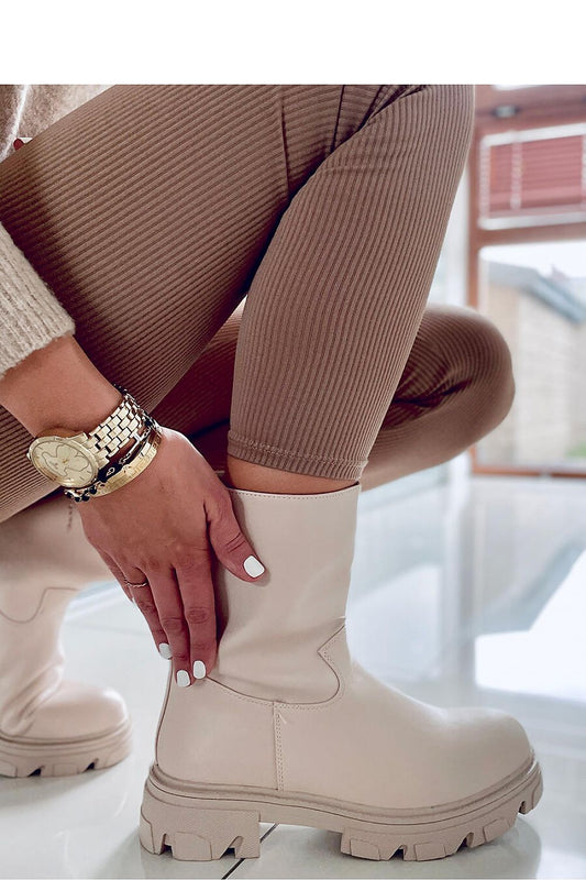 Bottes model 171946 Inello