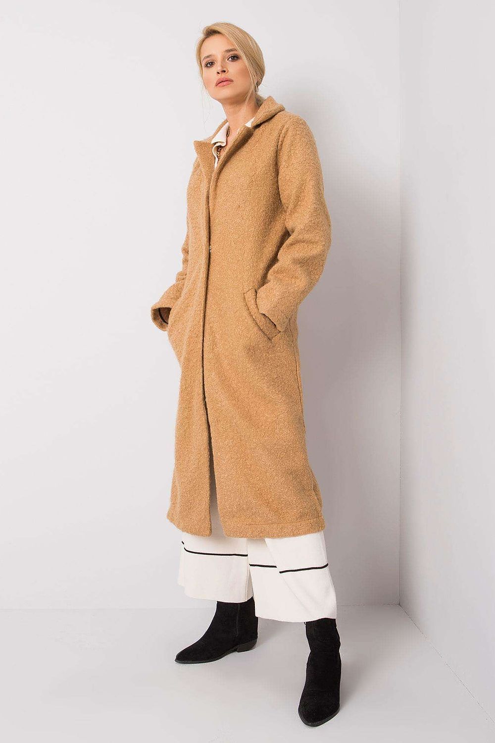 Manteau model 172480 Rue Paris