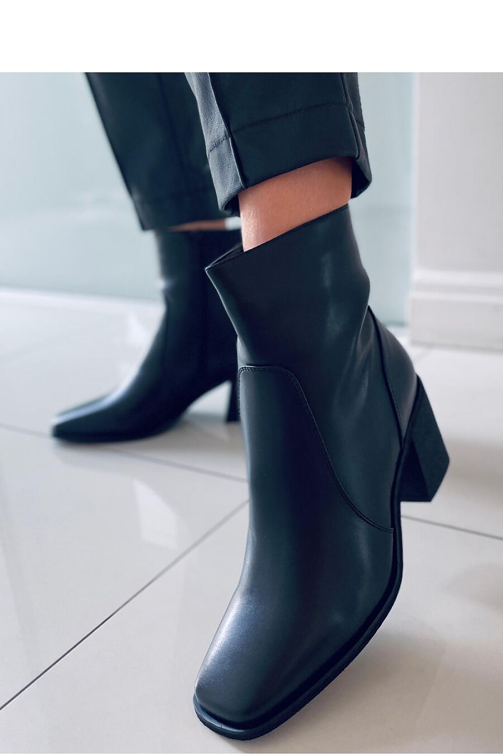 Bottes à talons model 172879 Inello