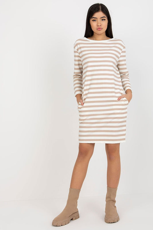Robe de jour model 175116 Rue Paris