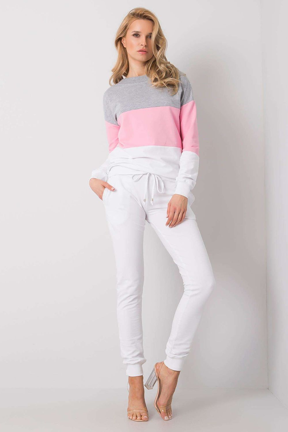 L`ensemble model 175129 Rue Paris