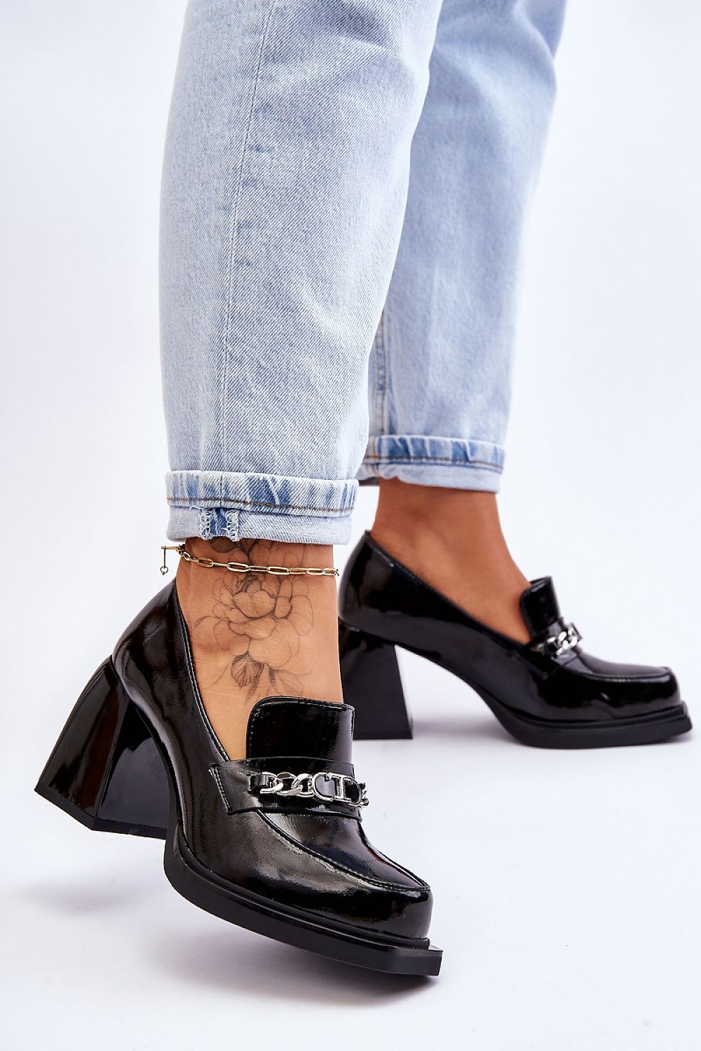Step in style model 176627 heeled pumps