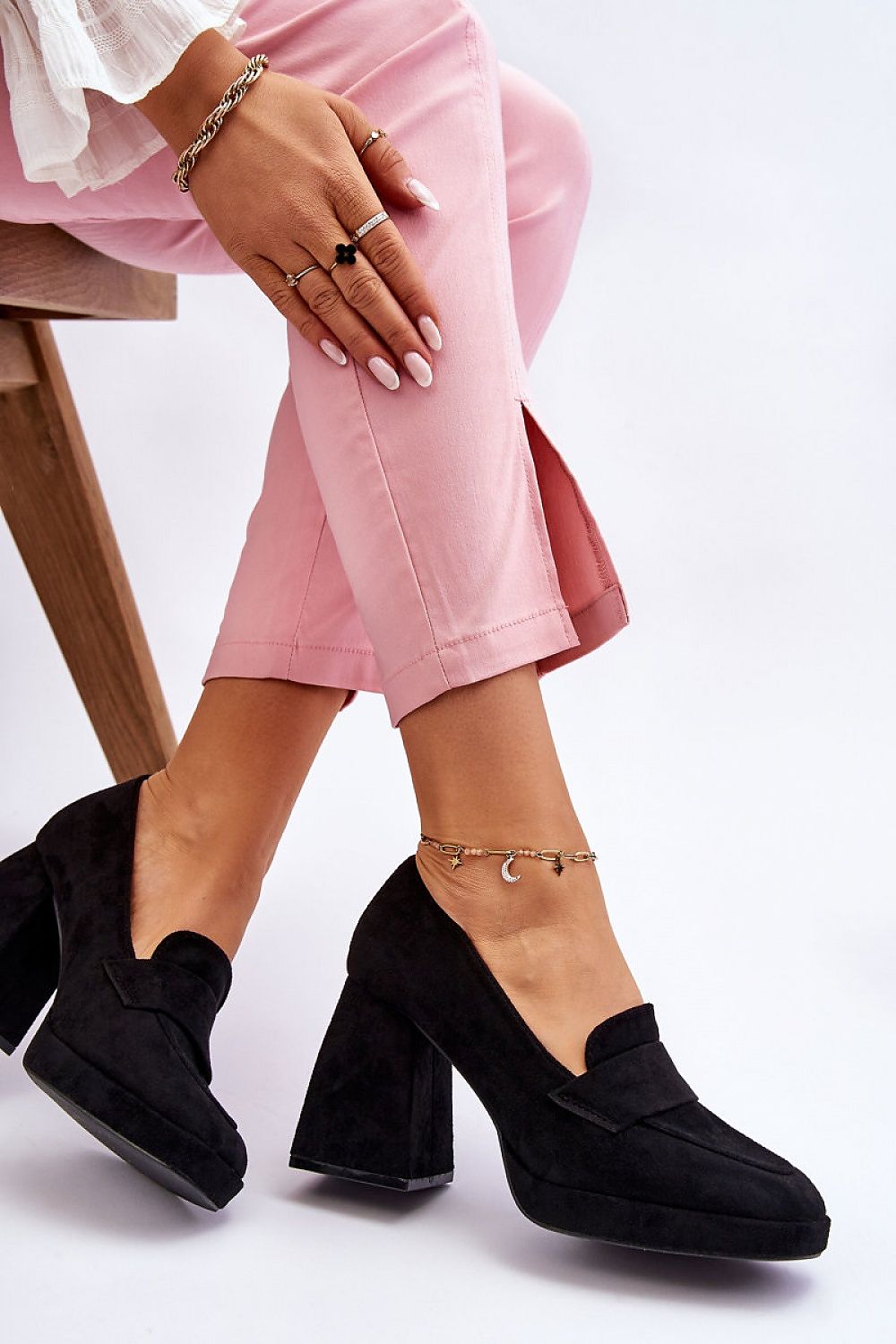 Step in style model 176813 heeled pumps